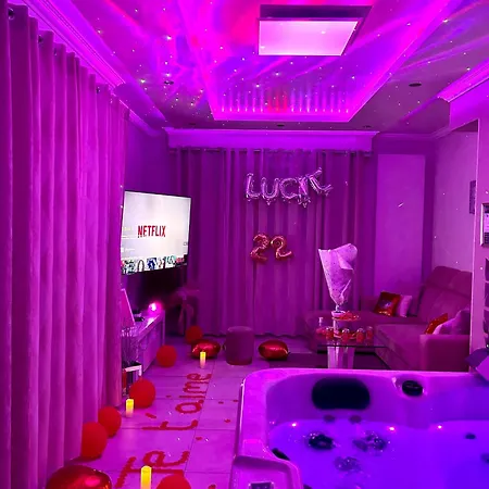 Galaxy Spa - Suite Venus Jacuzzi Et Sauna Privatif Champigneulles Exterior photo