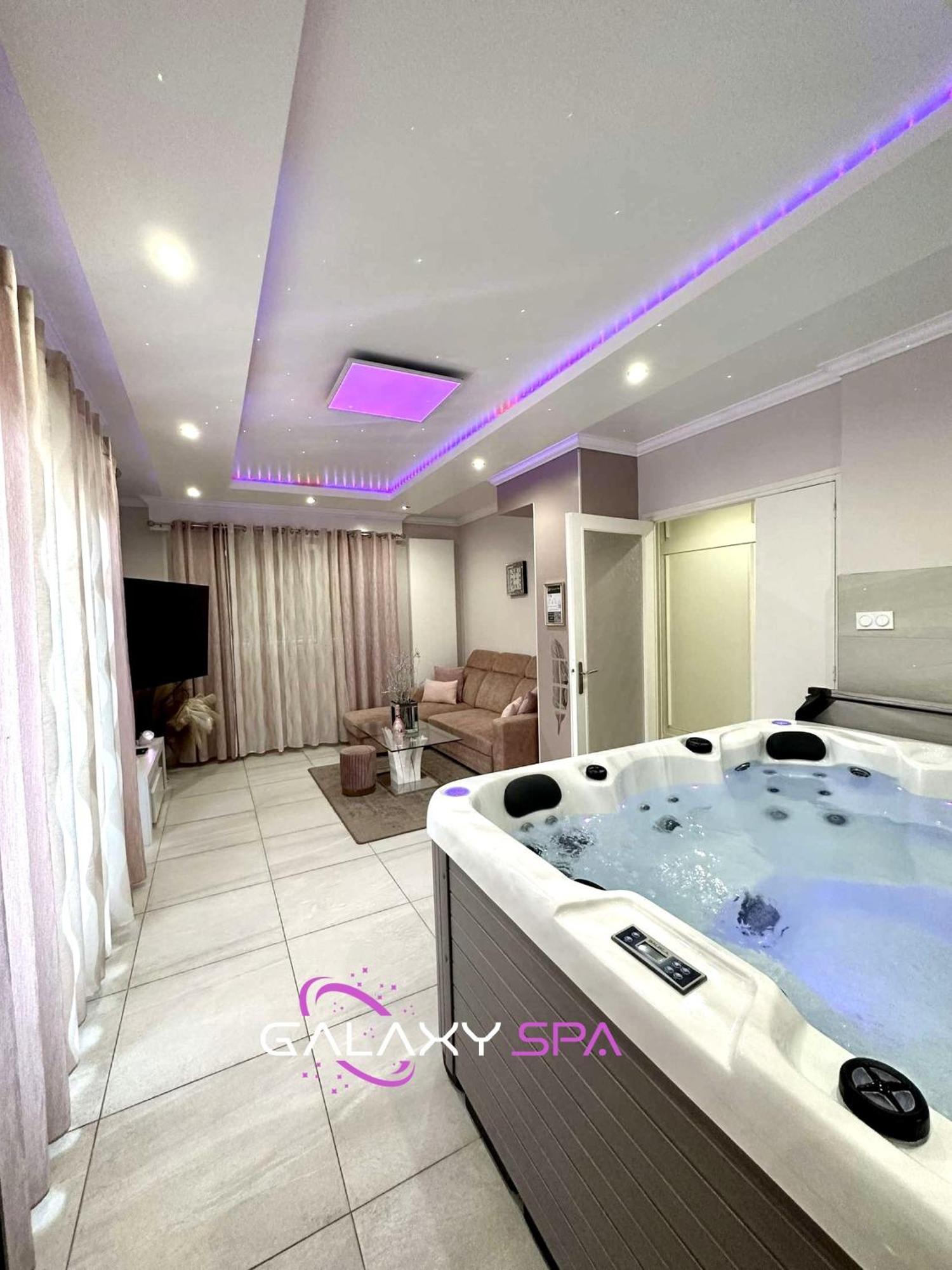 Galaxy - Venus Jacuzzi Et Sauna Privatif * Champigneulles